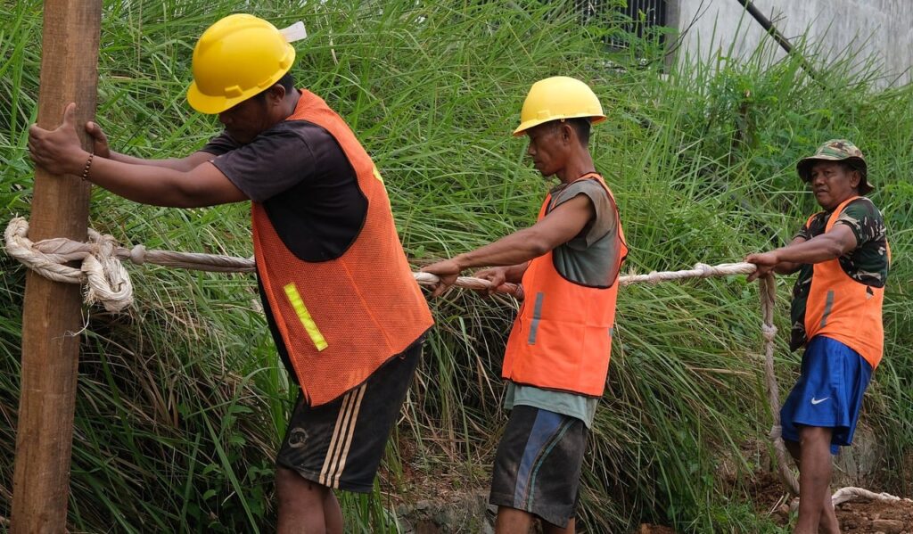 team work, worker, people-8397563.jpg